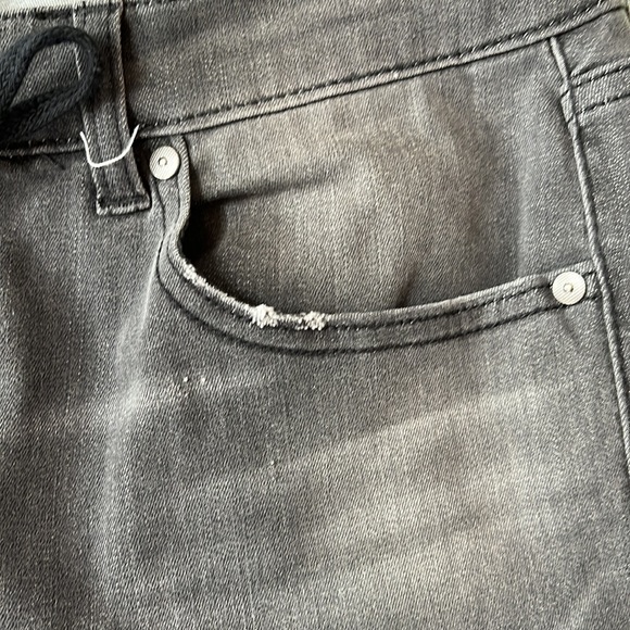 Project Runway distressed gray jeans size 14 EUC - Picture 4 of 13